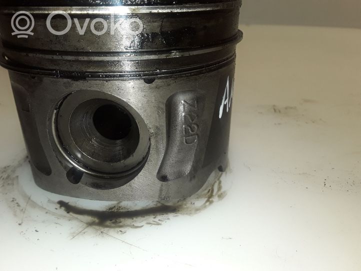 Opel Antara Piston Z22D