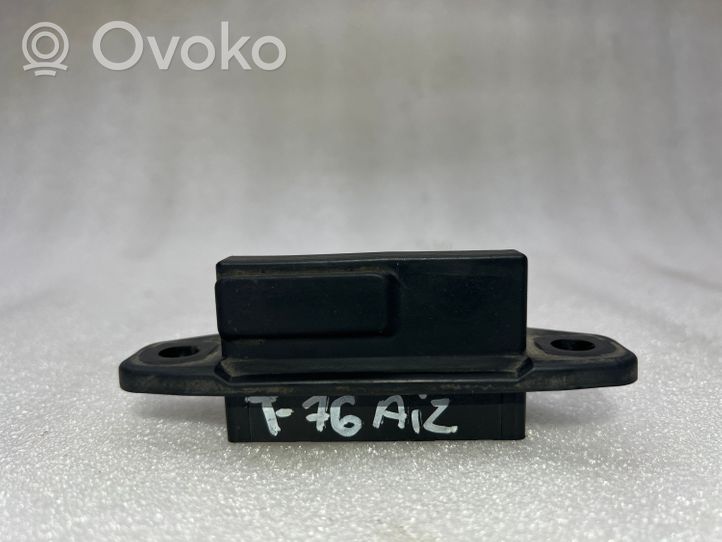 Toyota Yaris Serrure de hayon 8484002050