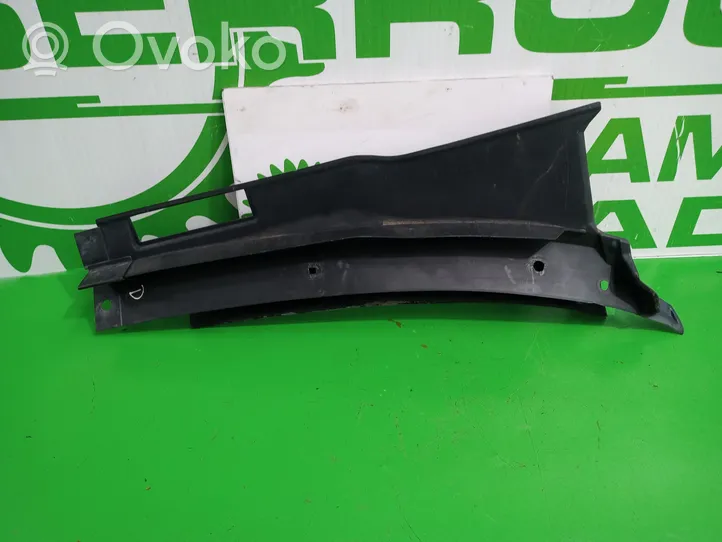 Volkswagen Golf III Wiper trim 1H1819416