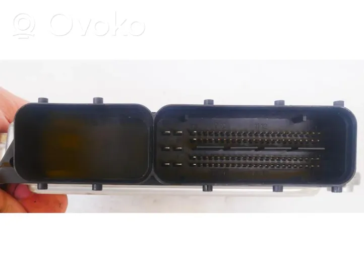 KIA Picanto Sterownik / Moduł ECU 3911002MB0