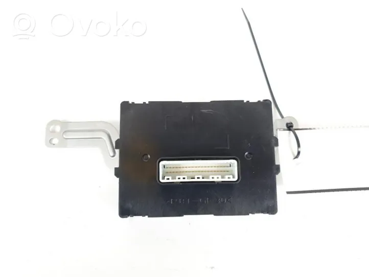 Suzuki Vitara (LY) Sterownik / Moduł ECU 3953054P00