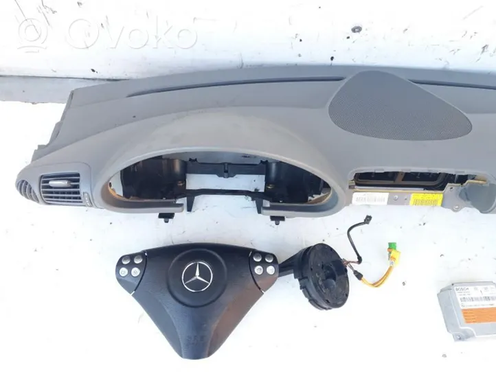 Mercedes-Benz C W203 Kit airbag avec panneau 0285001881