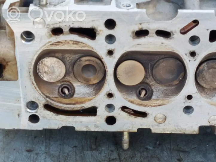 Fiat Punto (188) Głowica silnika 46773040