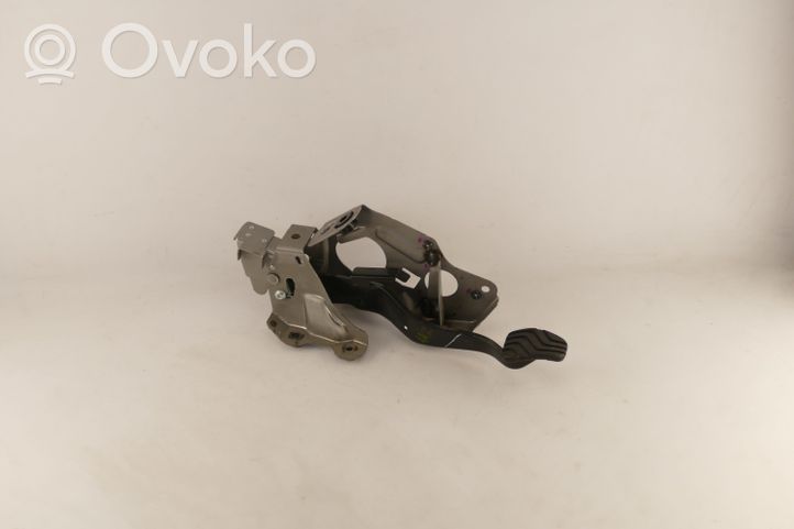 Nissan X-Trail T32 Brake pedal KME23B1007