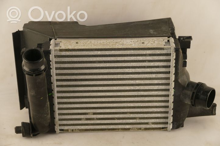 Dacia Sandero Chłodnica powietrza doładowującego / Intercooler 144963014R