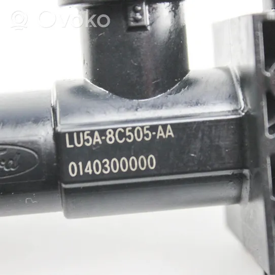 Ford Kuga III Pompe à eau de liquide de refroidissement LU5A8C505AA
