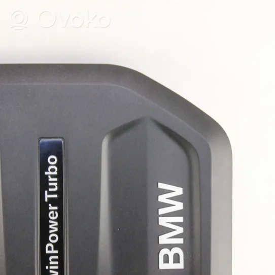 BMW 5 G30 G31 Couvercle cache moteur 8602967