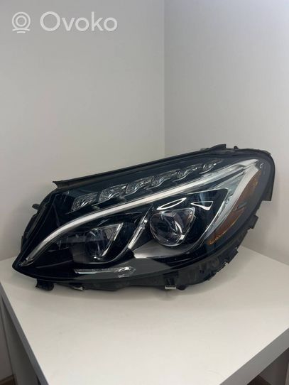 Mercedes-Benz C W205 Faro/fanale A2059065205