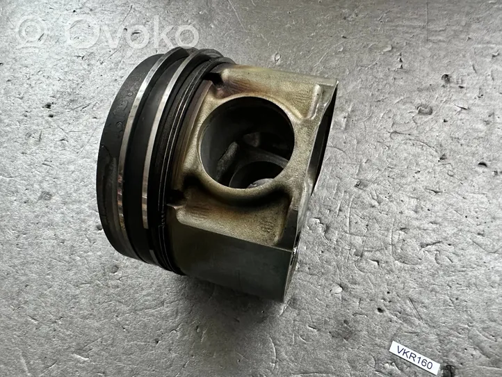 Nissan Patrol Y61 Piston 12010VK600