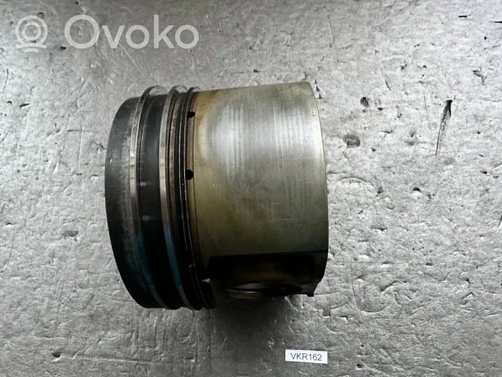 Nissan Patrol Y61 Piston 12010VK600