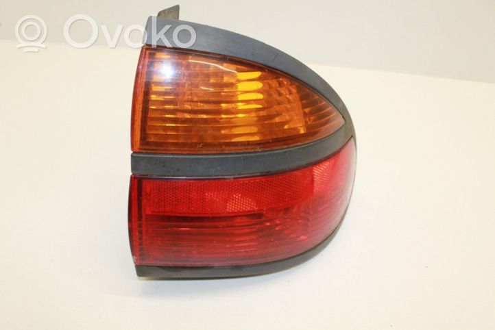 Renault Laguna I Rear/tail lights 7700420123