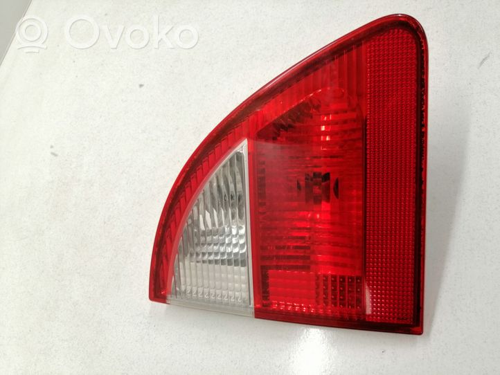 Ford Galaxy Lampy tylnej klapy bagażnika 7M945093B