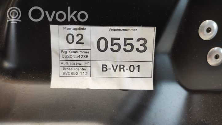 Volkswagen PASSAT B6 Etuoven ikkunan nostin moottorilla 1K0959702Q