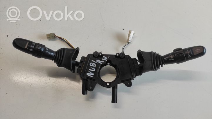 Daewoo Nubira Pyyhkimen/suuntavilkun vipukytkin 7J27W