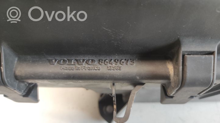 Volvo XC70 Obudowa filtra powietrza 8649673