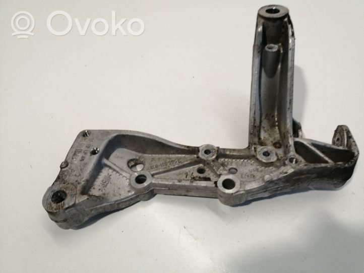 Seat Toledo III (5P) Front lower control arm/wishbone 1K0199295E