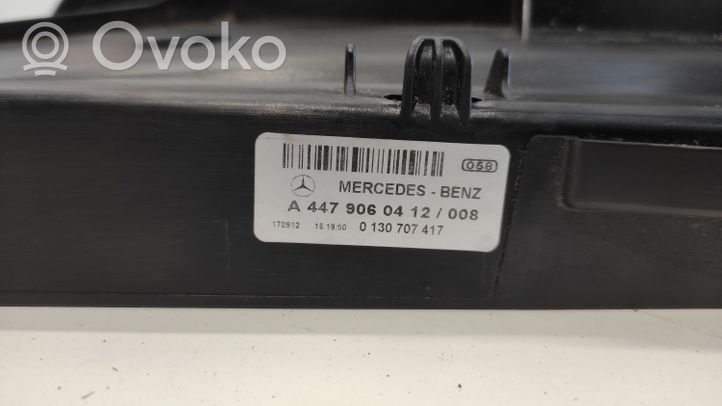 Mercedes-Benz Vito Viano W447 Convogliatore ventilatore raffreddamento del radiatore A4479060412