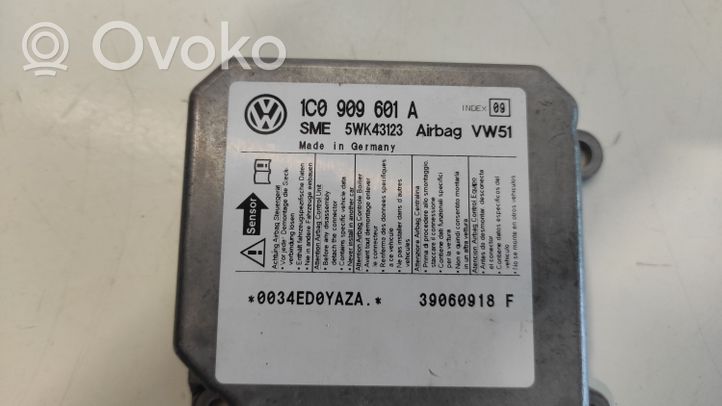 Skoda Fabia Mk1 (6Y) Czujnik uderzenia Airbag 1C0909601A