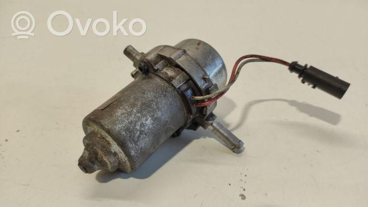 Audi A6 Allroad C5 Vacuum pump 8E0927317