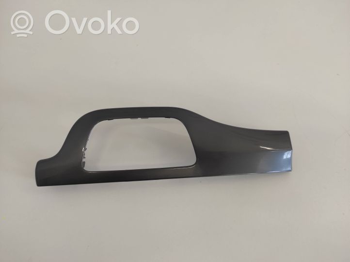 Audi Q7 4M Dashboard glove box trim 4M2853190N