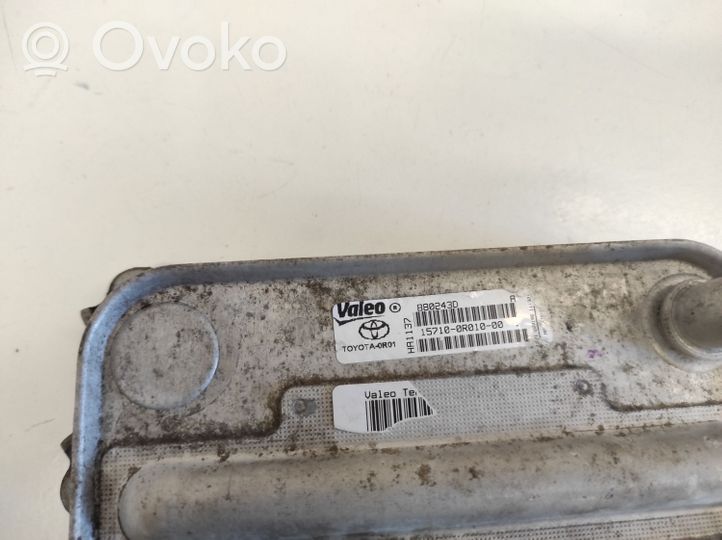 Toyota Avensis T250 Mocowanie / uchwyt filtra oleju 880243D
