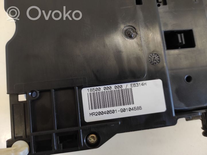 BMW X3 E83 Module de fusibles 0078112497SOK