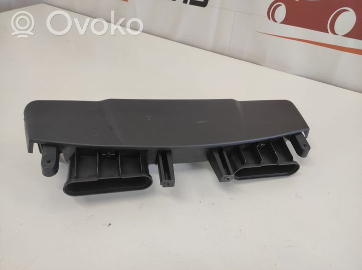 BMW X3 E83 Oro paėmimo kanalo detalė (-ės) 13713402849