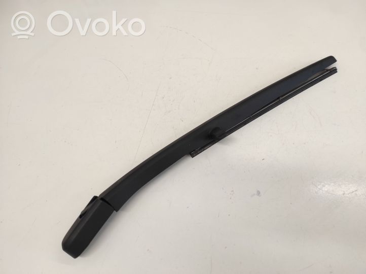 Chevrolet Captiva Rear wiper blade arm 