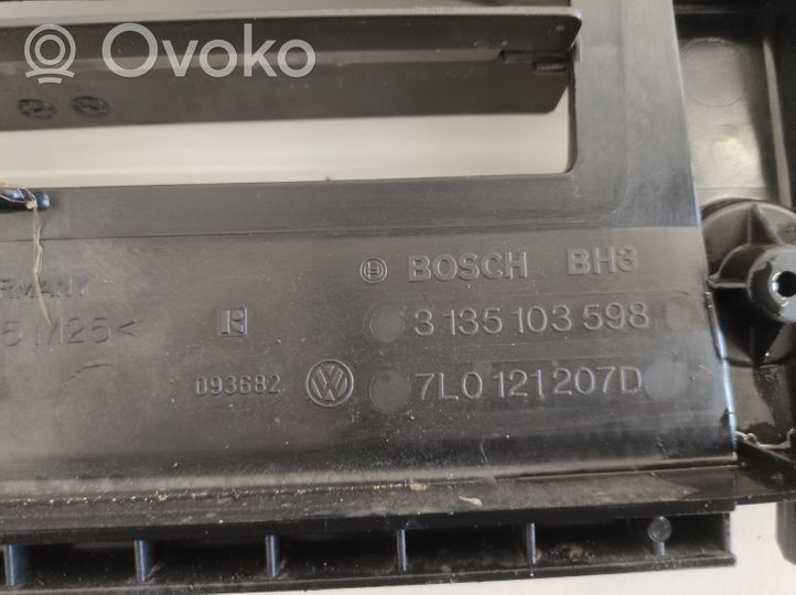 Volkswagen Touareg I Osłona wentylatora chłodnicy 7L0121207D