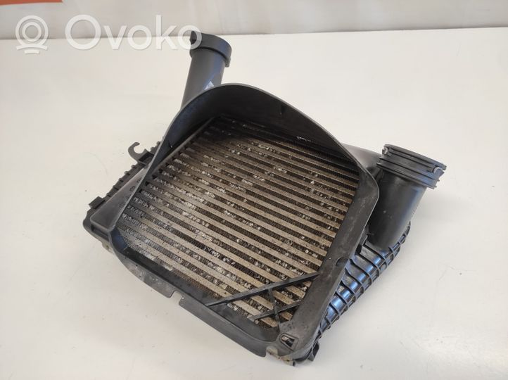 Volkswagen Touareg I Chłodnica powietrza doładowującego / Intercooler 7L0145803A