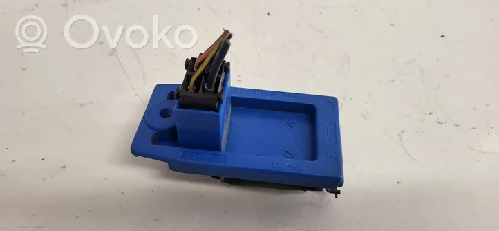 Ford Focus Heater blower motor/fan resistor XS4H18B647BA