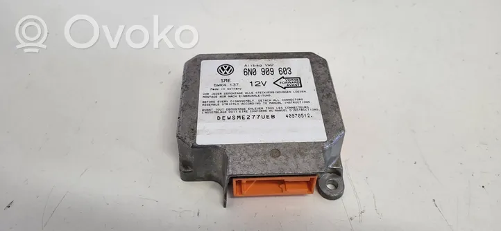 Volkswagen Golf III Module de contrôle airbag 6N0909603