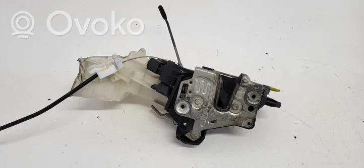 Mercedes-Benz E W210 Front door lock 2027231308