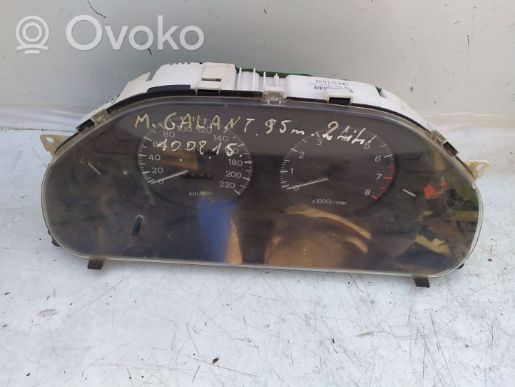 Mitsubishi Galant Speedometer (instrument cluster) 