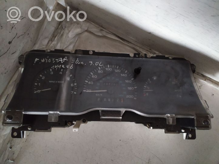 Ford Windstar Speedometer (instrument cluster) A100997