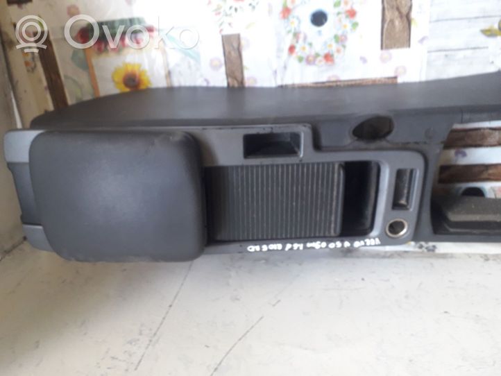 Volvo V50 Center console 1704008