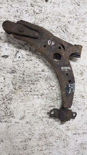 Mazda 323 Fourchette, bras de suspension inférieur avant 