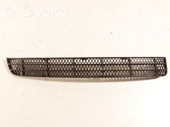 Volvo XC90 Front bumper lower grill 08662997