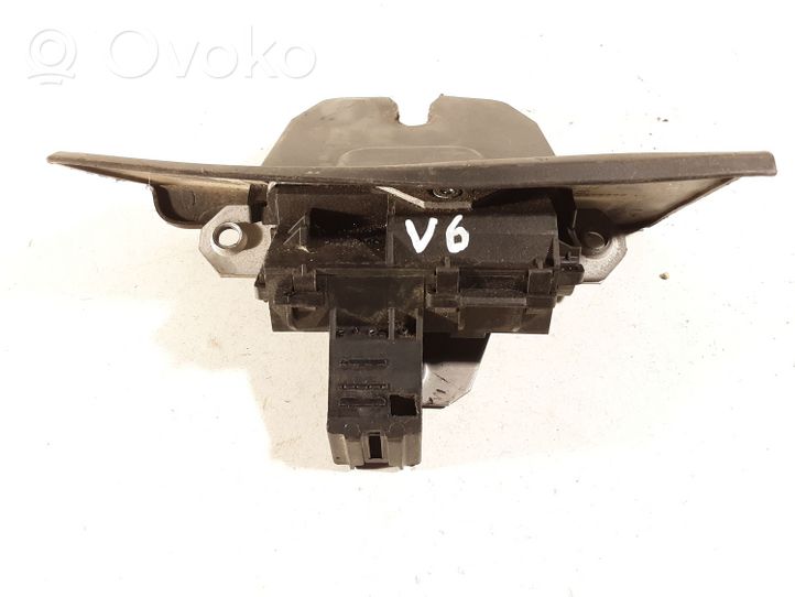 Volvo V60 Takaluukun/tavaratilan lukon vastakappale 31335045