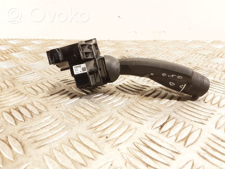 Volvo XC40 Valytuvų rankenėlė 31481373