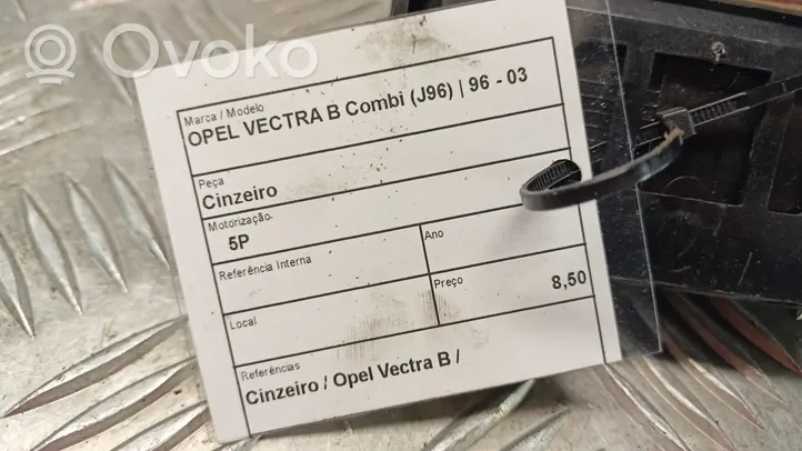 Opel Vectra B Popielniczka deski rozdzielczej 