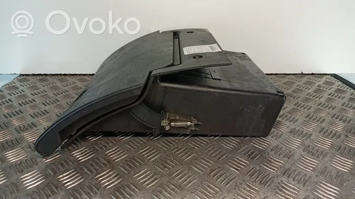 Opel Vectra B Panelės stalčiuko/lentinėlės paklotėlis 