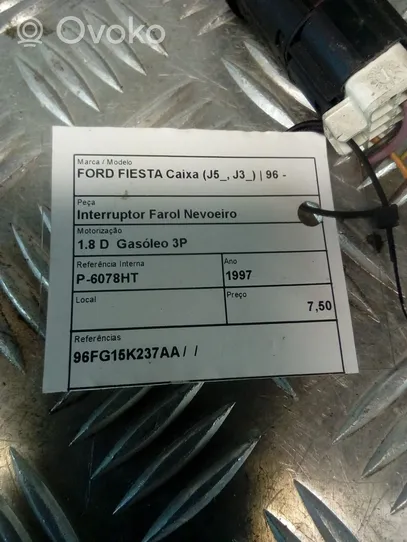 Ford Fiesta Światło przeciwmgłowe przednie 