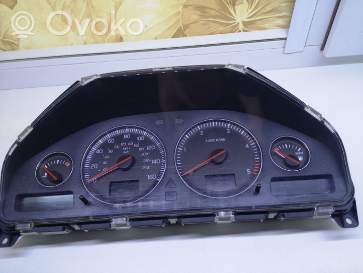 Volvo XC70 Compteur de vitesse tableau de bord 30746111