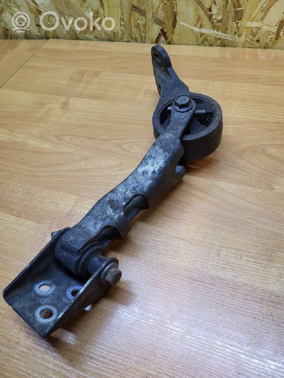 Volvo S40 Engine mount bracket 