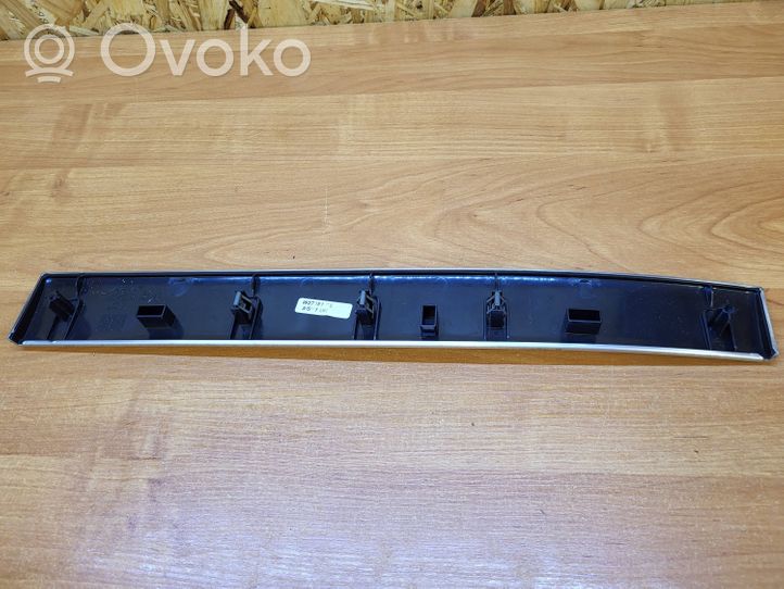 Volvo XC90 Rivestimento del vano portaoggetti del cruscotto 8674969