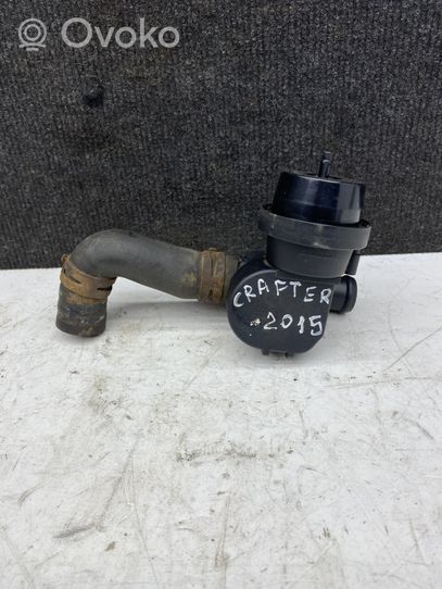 Volkswagen Crafter Pompe à eau de liquide de refroidissement 1J0819809