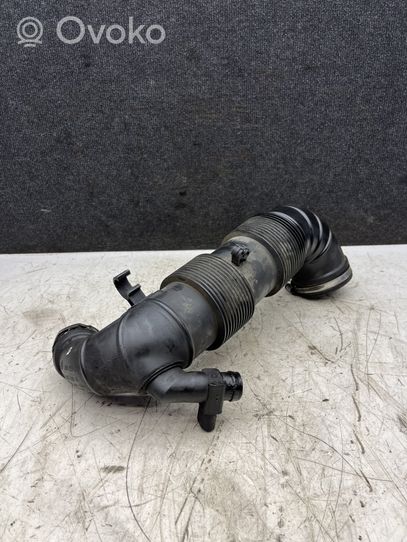 Volkswagen Crafter Turbo air intake inlet pipe/hose 2EO129615