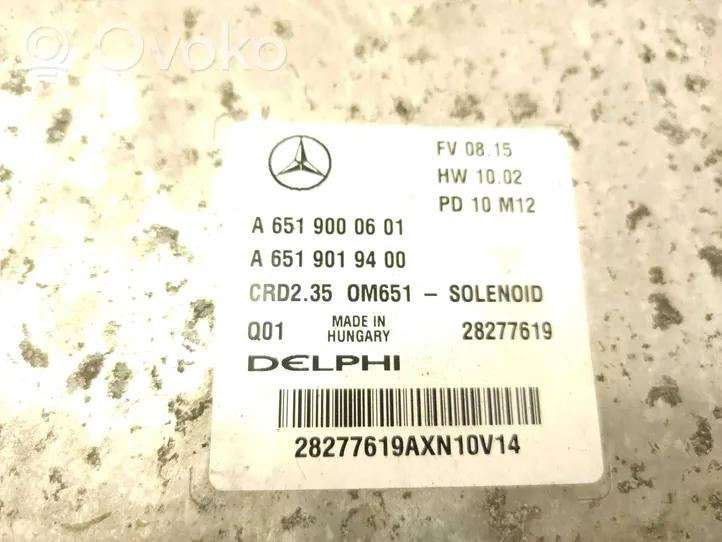 Mercedes-Benz Sprinter W906 Moottorinohjausyksikön sarja ja lukkosarja A9069050600