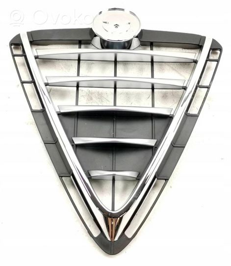 Alfa Romeo Giulietta Grille calandre supérieure de pare-chocs avant 3042140